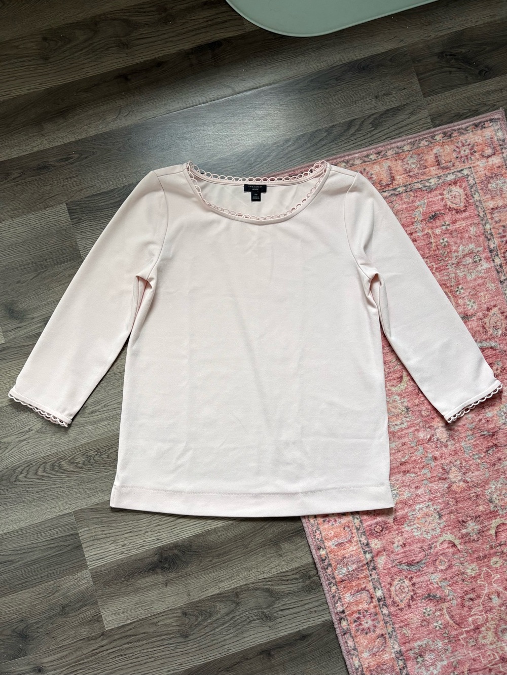 Ann Taylor | Lace-Trim Scoop Neck Top | Light Pink | XS Petite